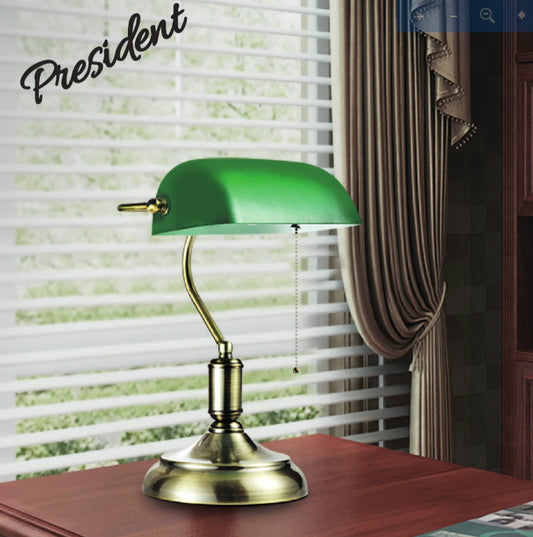 Lampada da Tavolo Imperia President stile ministeriale in Metallo con Portalampada E27 Diffusore Inclinabile di 90° in Vetro Colore Verde 300787