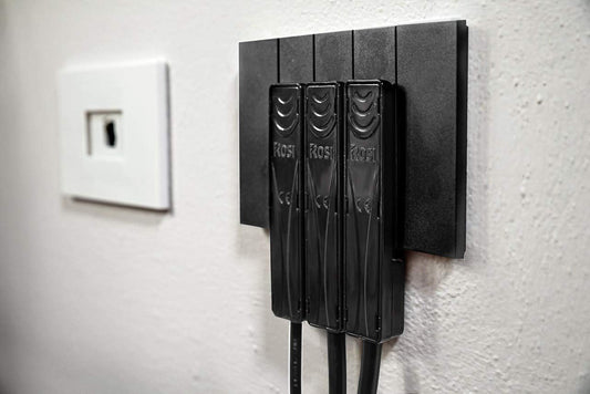 Rosi Emilia Flat Spina mobile 90° 10A 2P+T Ultrapiatta NERA RS98117