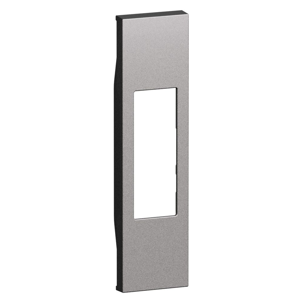 Cover per prese standard Italia P11 e P17/11, pulsante a tirante, interruttore bipolare. Per articoli KB4033 - KB4002 - KB4113 - KB4180 - 1 modulo - Steel. Bticino KS02