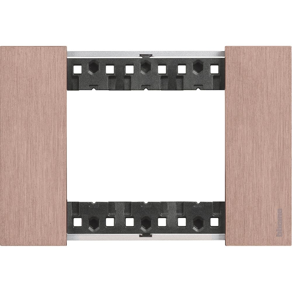 Placca Living Now 3 moduli - rame - materiale: zama Bticino KA4803ZM