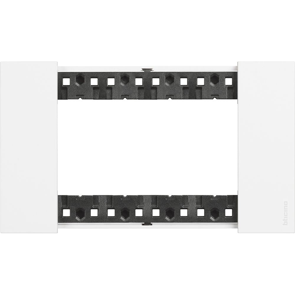 Bticino Placca Living Now 4 moduli - bianco - materiale: plastica Bticino KA4804KW