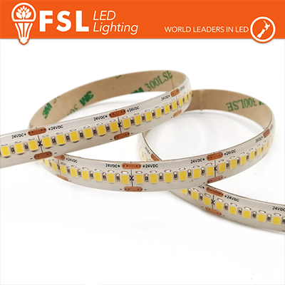 Fsl Striscia LED 5m IP65 SILICON 2835 24V - 16W/m 240led/m 1440lm/m3000K luce calda FLS1624V65IP30K