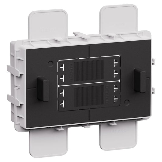 Accessori per installazione filomuro, completi di protezione Bticino PB504NNF