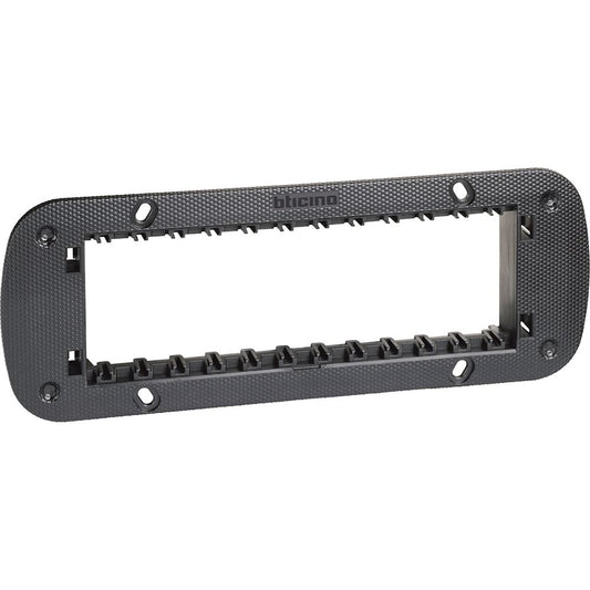 BTICINO Supporto 6 moduli fornito con valva di protezione K4706