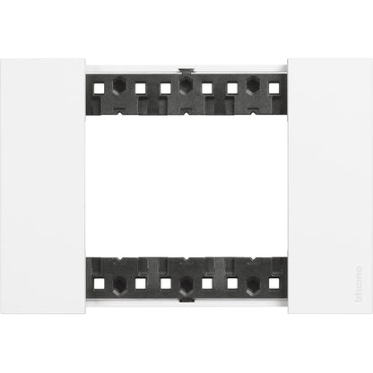 Bticino Placca Living Now 3 moduli - bianco - materiale: plastica KA4803KW