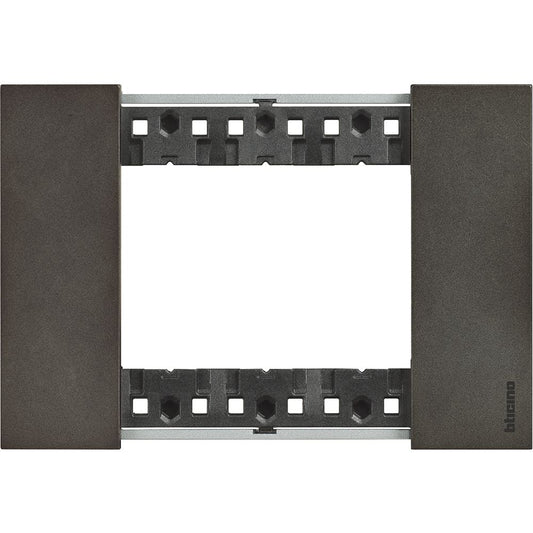 Placca Living Now 3 moduli - space - materiale: zama Bticino KA4803NG