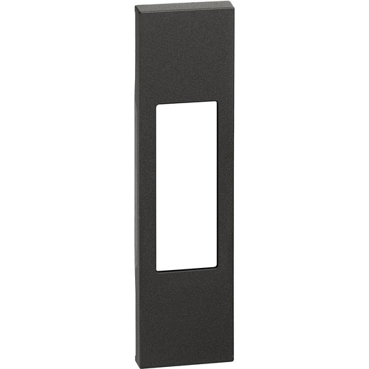 Cover per prese standard Italia, pulsante a tirante, interruttore bipolare. Per articoli KG4033 - KG4002 - KG4113 - KG4180 - 1 modulo, Nero. Bticino KG02