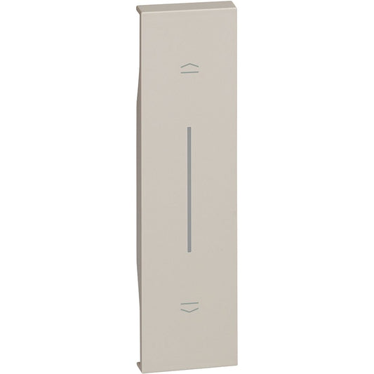 Cover illuminabile per pulsante interbloccato e comando tapparelle connesso: art. K4037 e K4027C - 1 modulo, Sabbia. Bticino KM05