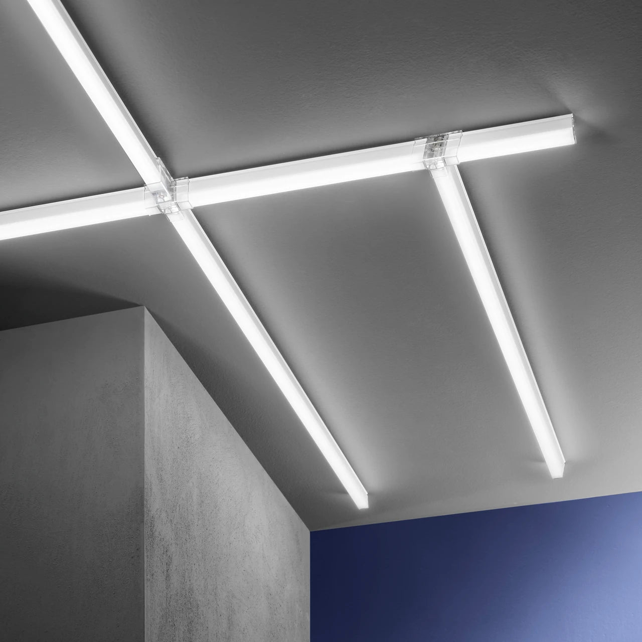 Barra led shape bianco in policarbonato  18w 1800lm 6500K - 2400LM 4000K 117x5cm LEDBAR-SHAPE-117